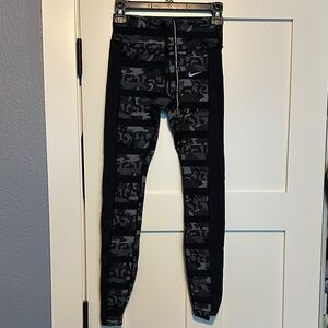 Nike Black and Gray Graphic Leggings
